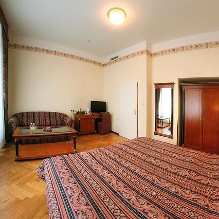 Hotel Carlton Opera Wiedeń Zewnętrze zdjęcie