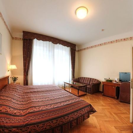 Hotel Carlton Opera Wiedeń Zewnętrze zdjęcie